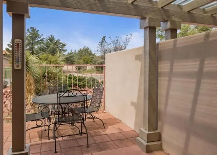 Refreshing Sanctuary With Pool And Hot Tub For Family *